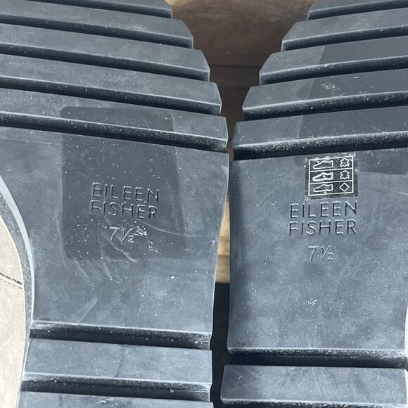 Eileen Fisher Women’s Size 7.5 Alpine Ankle Brown Suede Lace Up Wedge Boots - Picture 9 of 9